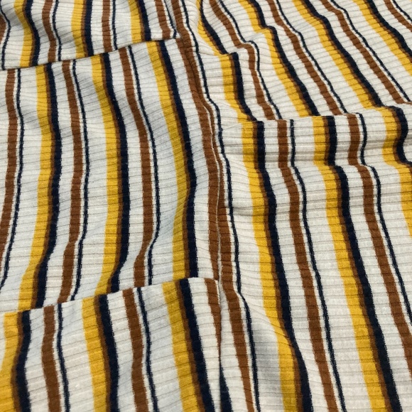 stripped jumpsuit - Picture 4 of 4